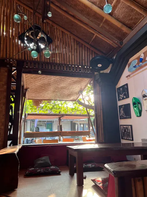 Omang Omang Bar And Diner.