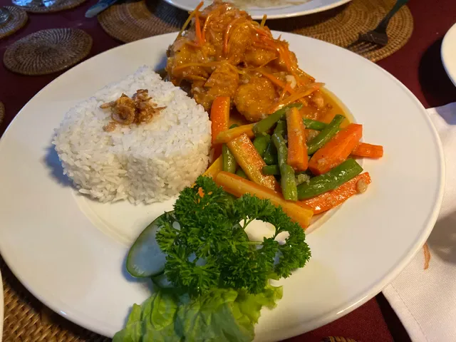 Warung B,tok