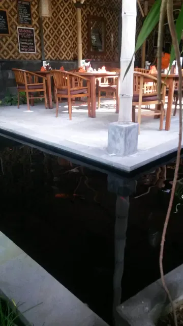 Warung Lu Putu