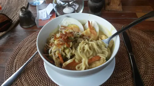 Warung Lu Putu