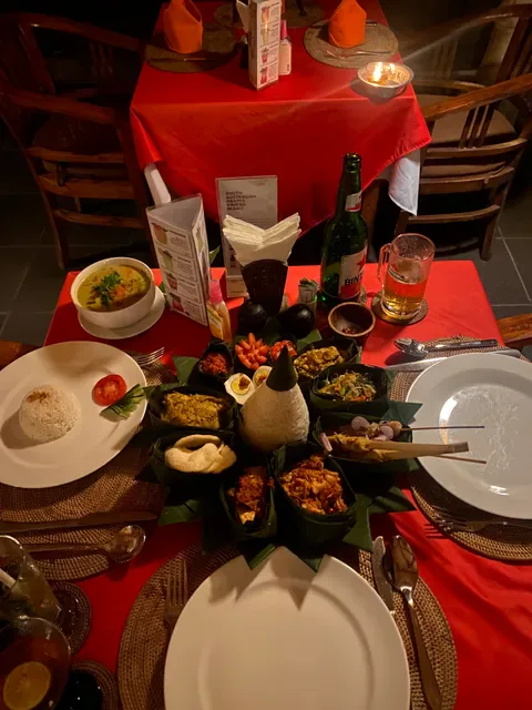 Warung Lu Putu