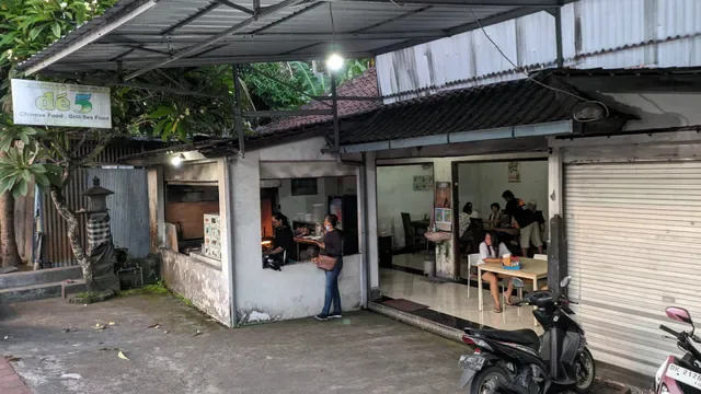 Warung makan de 5