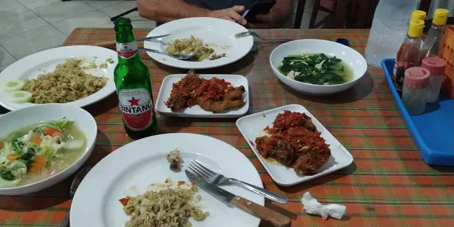 Warung makan de 5