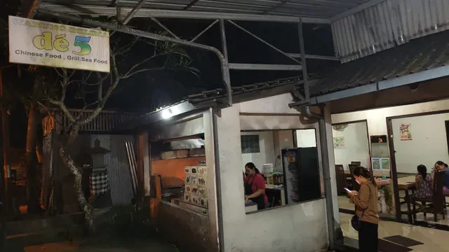 Warung makan de 5