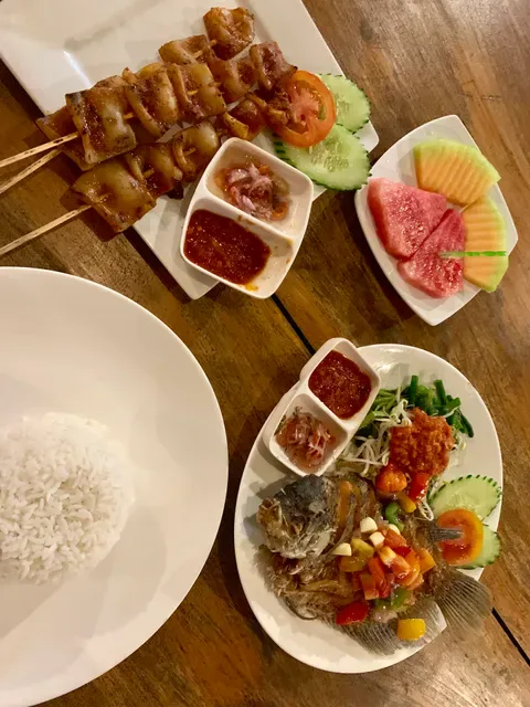 Warung Mina Candidasa