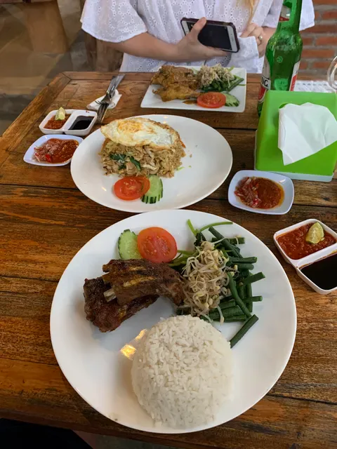 Warung Mina Candidasa
