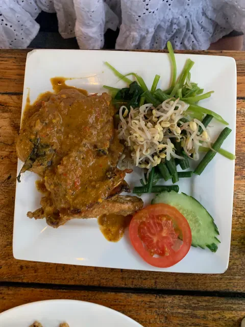 Warung Mina Candidasa