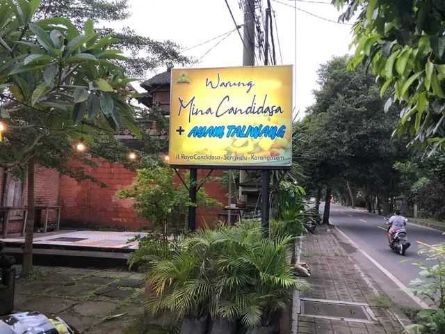 Warung Mina Candidasa
