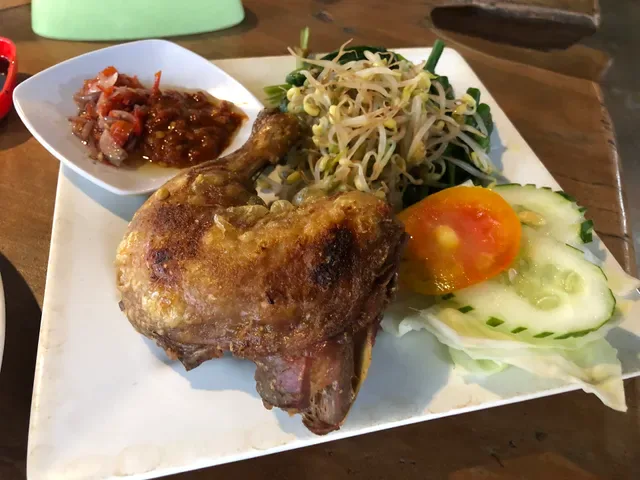 Warung Mina Candidasa