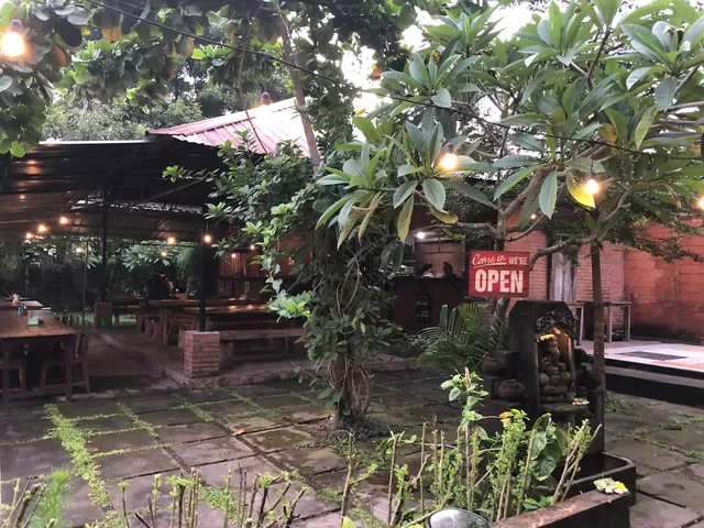 Warung Mina Candidasa