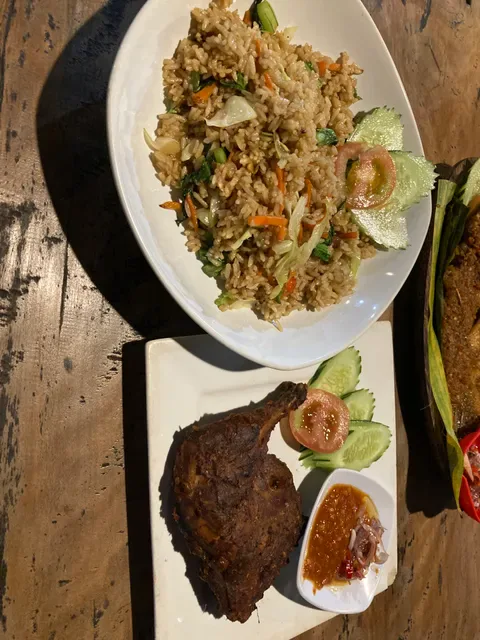 Warung Mina Candidasa