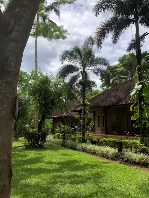Mahagiri Panoramic Resort & Restaurant