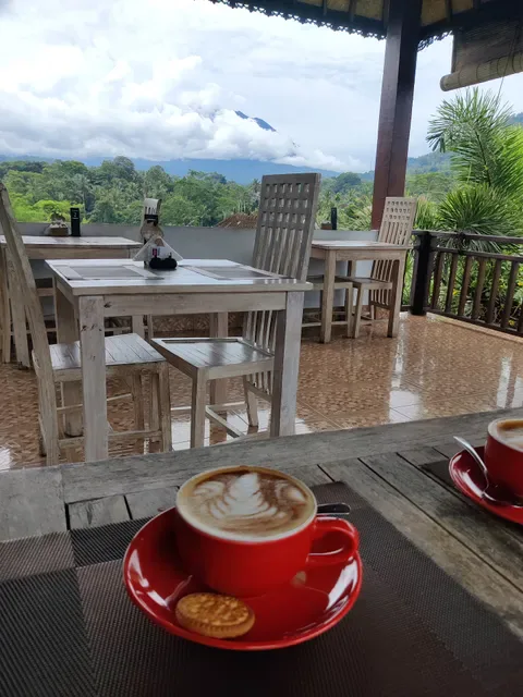 09.00am coffee and eatery