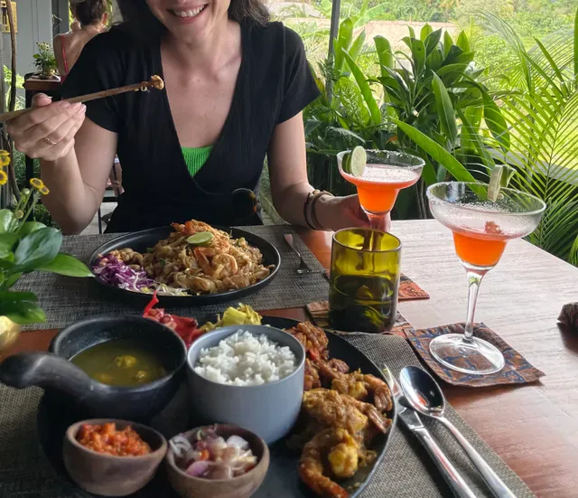 Asri Dining by Samanvaya
