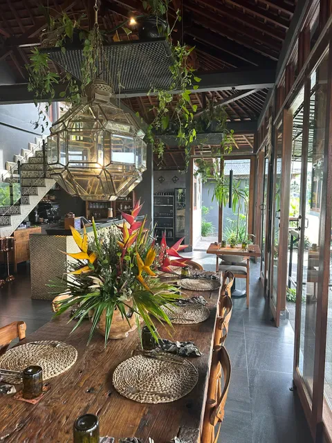 Asri Dining by Samanvaya