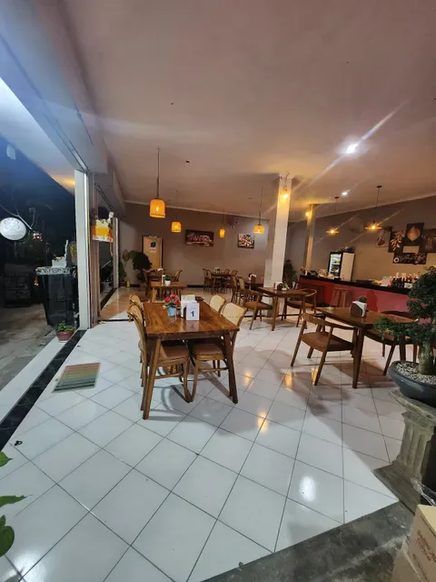 Blue Paradise Coffee Bakery and Eatery