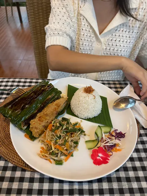 Radha Warung