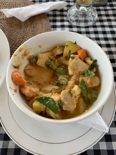 Radha Warung