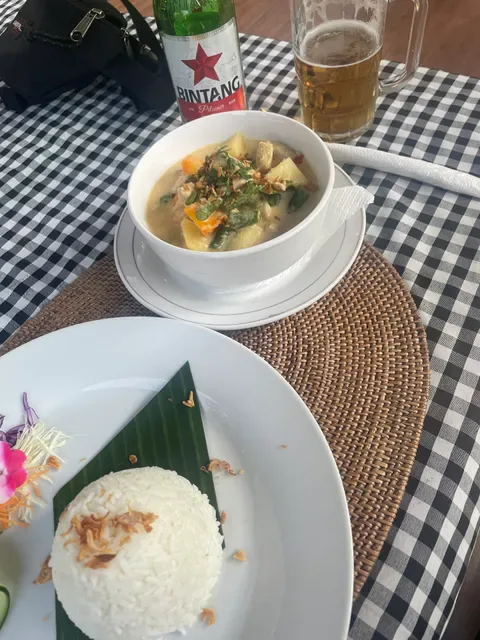 Radha Warung