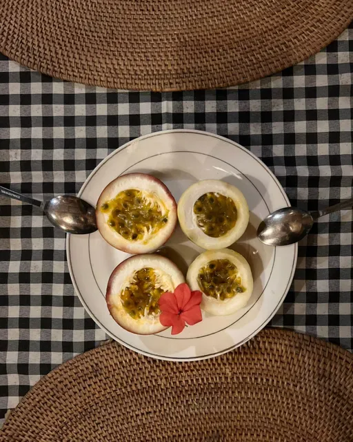 Radha Warung