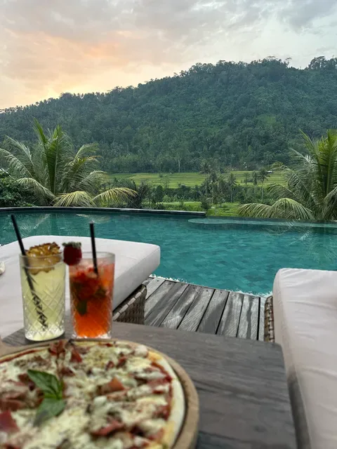 Sleeping Gajah Kitchen & Lounge