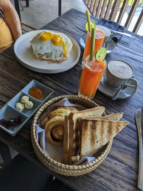 Sleeping Gajah Kitchen & Lounge