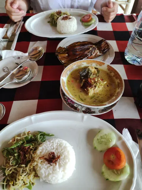 The Bukit Artha Warung & Home Stay