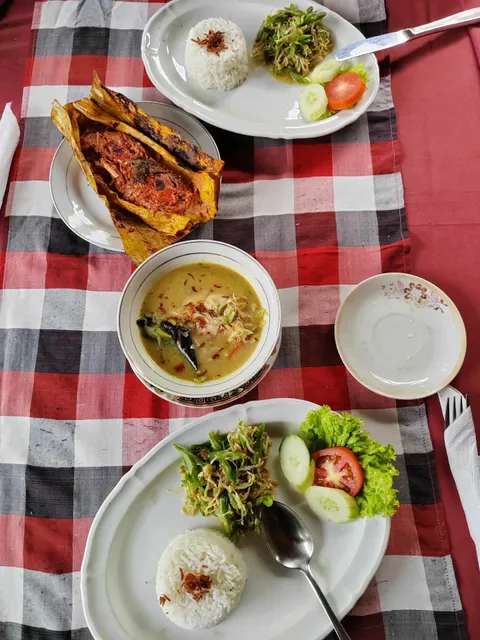 The Bukit Artha Warung & Home Stay