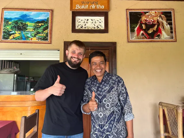 The Bukit Artha Warung & Home Stay