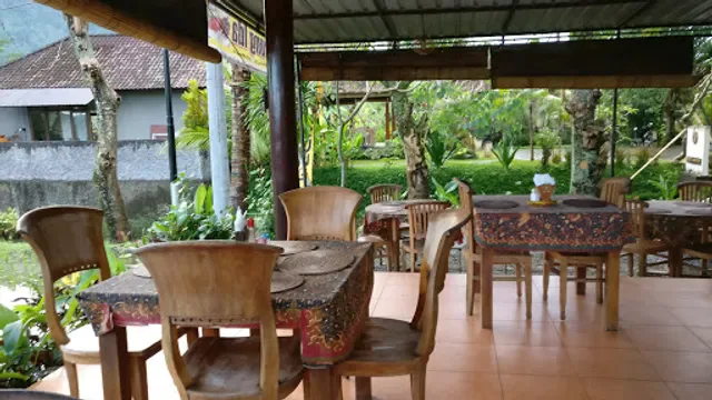 Warung Ida