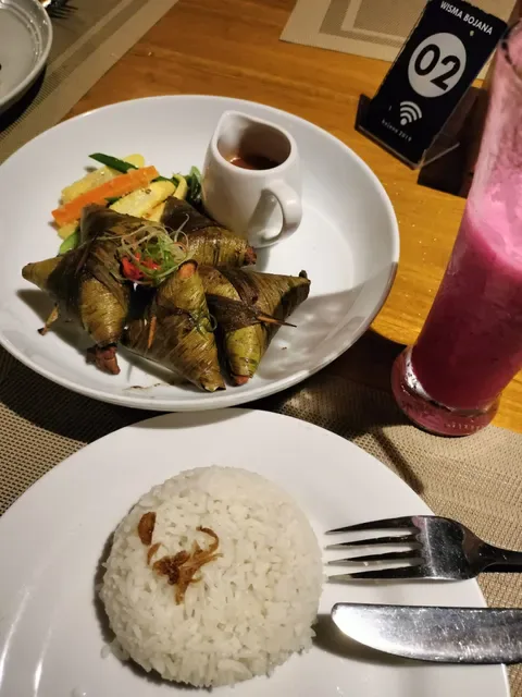 Wisma Bojana ( Warung )