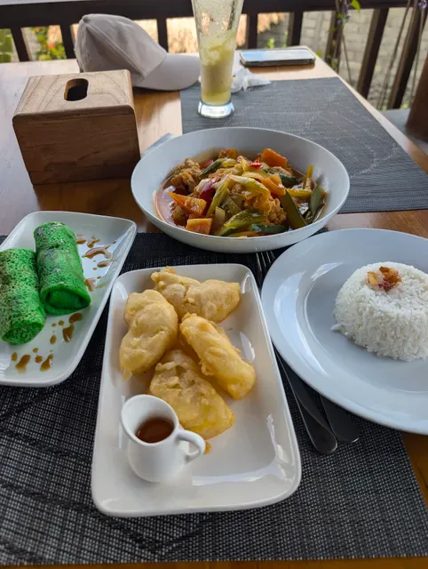 Wisma Bojana ( Warung )