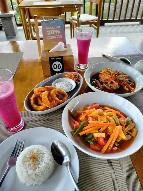 Wisma Bojana ( Warung )