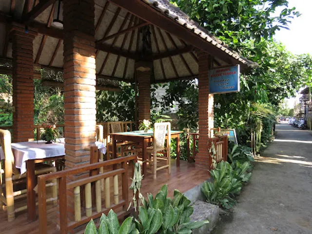 Wayaan Tebola cooking class and eatery