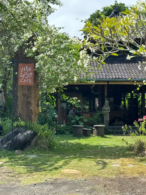 Little Spoon Café