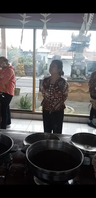 Gong Dewata Restaurant