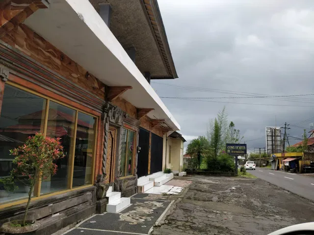 Gong Dewata Restaurant