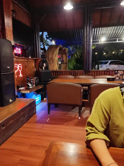 Vanbenk Coffee & Eatery
