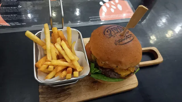 2080 Burger