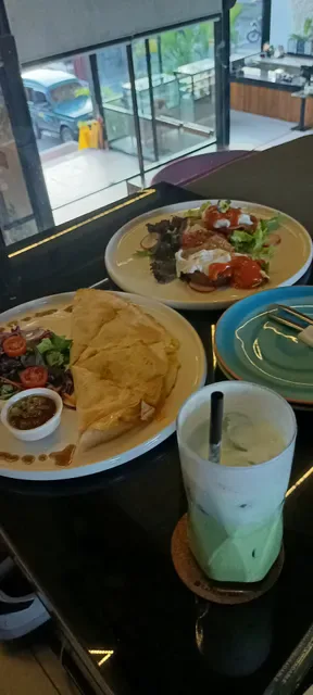 70 Fahrenheit Koffie CAFE - Jimbaran