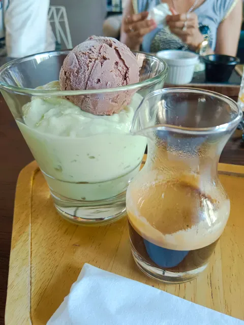 70 Fahrenheit Koffie CAFE - Jimbaran