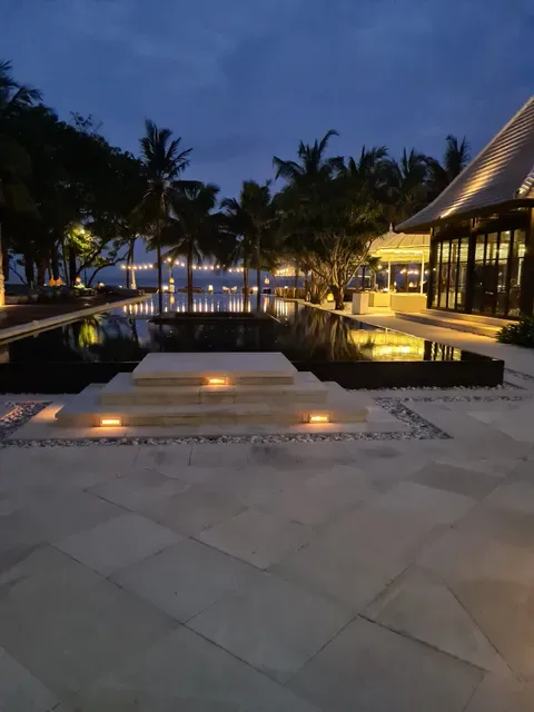 Allspice Dining & Ocean Terrace