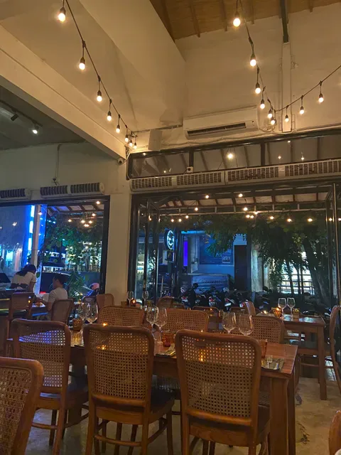 Artisan - Uluwatu