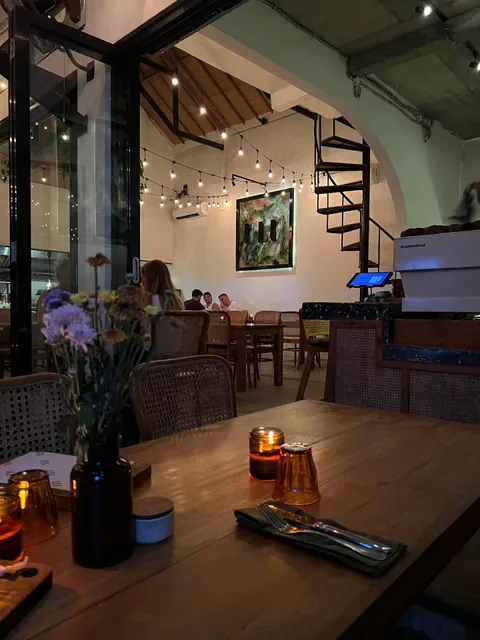 Artisan - Uluwatu