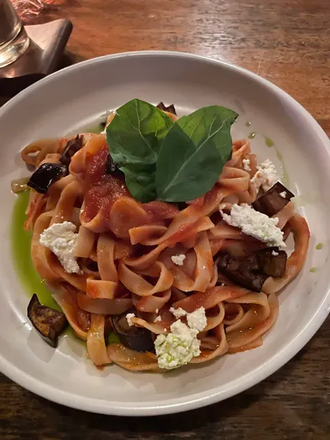 Bambu Cafe & Restaurant