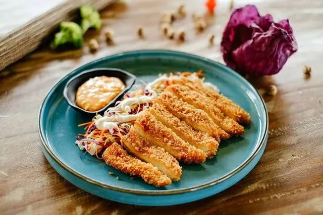 Bambu Cafe & Restaurant