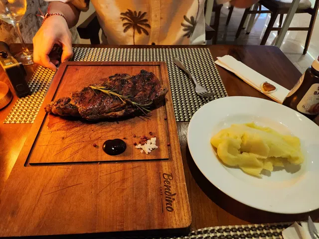 BENDINO STEAK & WINE HOUSE