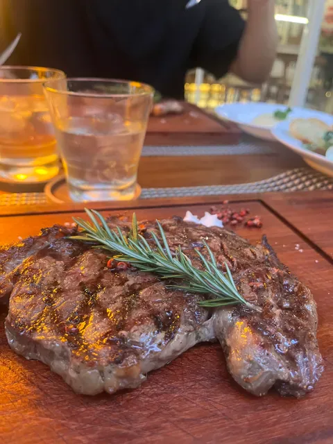 BENDINO STEAK & WINE HOUSE