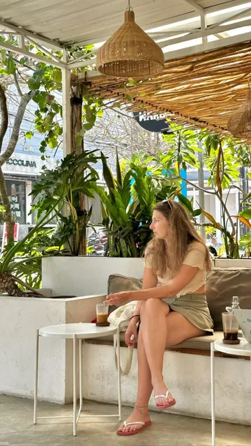 BGS Uluwatu - Bali Surf Shop & Coffee Bar