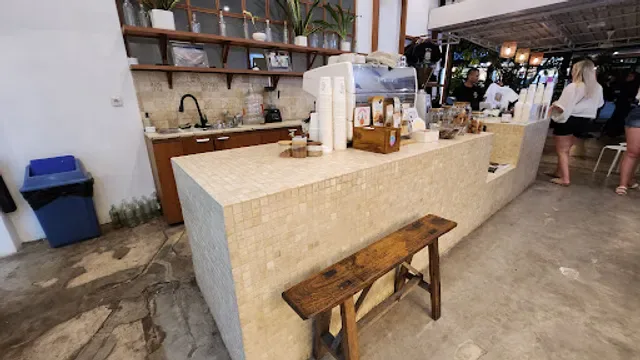 BGS Uluwatu - Bali Surf Shop & Coffee Bar